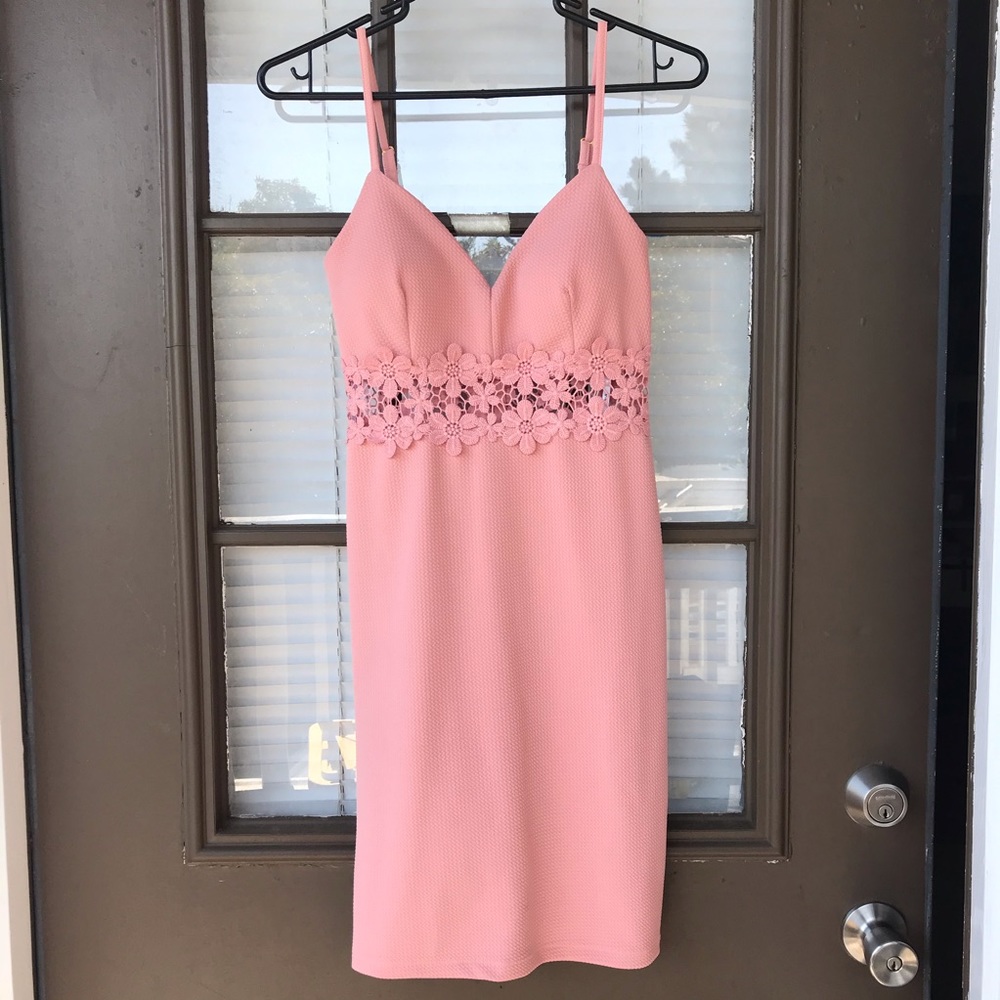 iris Mini Dress Pink Adjustable Straps Padding on Top Size Small